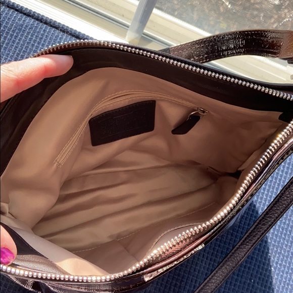 Authentic Coach - Picture 3 of 6